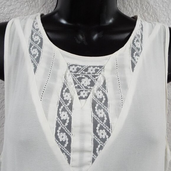 Zara Basics Off White Lightweight Sleeveless Top V Neck with Lace Detail Small - Picture 10 of 11